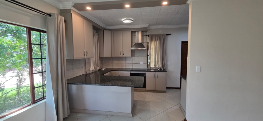 To Let 3 Bedroom Property for Rent in Melodie North West